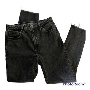 Woman’s Abercrombie and Fitch high rise slim black wash jeans size 27
